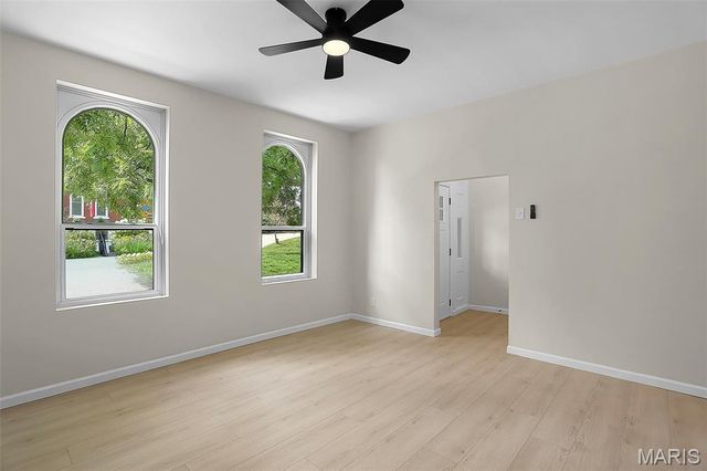 5637 Reber Place, St Louis, MO 63139