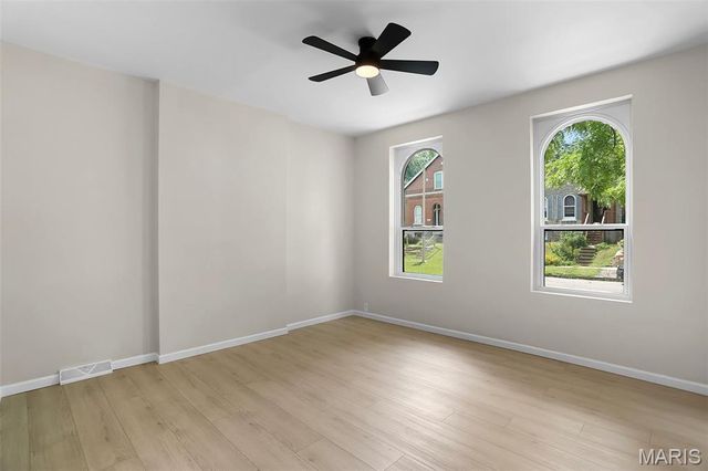 5637 Reber Place, St Louis, MO 63139