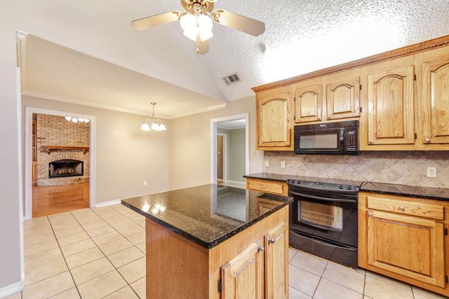 411 Valhi Boulevard, Houma, LA 70360