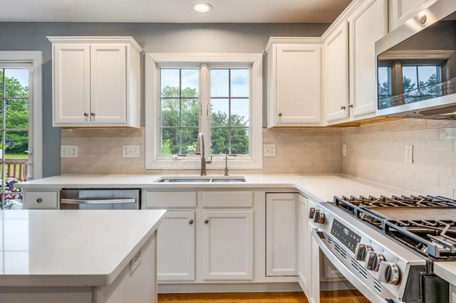 5121 CASSIDY DR, Schnecksville, PA 18078