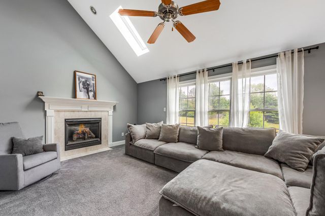 5121 CASSIDY DR, Schnecksville, PA 18078