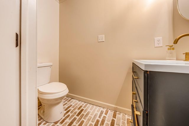 5121 CASSIDY DR, Schnecksville, PA 18078