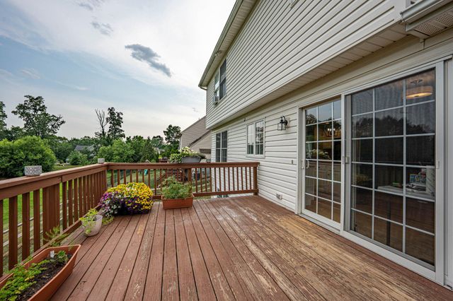 5121 CASSIDY DR, Schnecksville, PA 18078