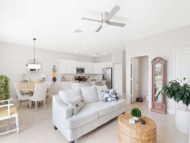 10134 W Villa Circle, Vero Beach, FL 32966