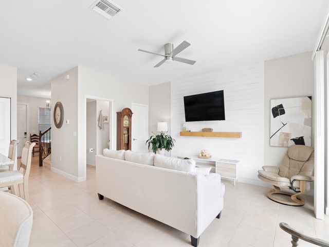 10134 W Villa Circle, Vero Beach, FL 32966
