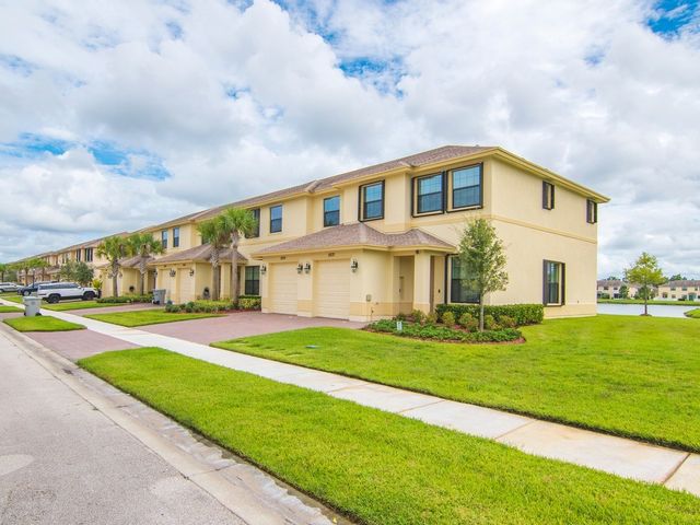 10134 W Villa Circle, Vero Beach, FL 32966