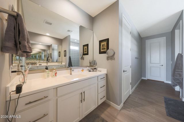 5121 N 181st Drive, Litchfield Park, AZ 85340