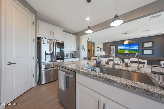 5121 N 181st Drive, Litchfield Park, AZ 85340