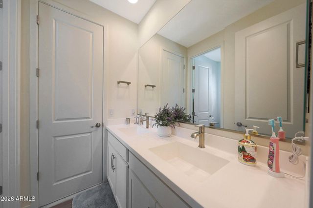 5121 N 181st Drive, Litchfield Park, AZ 85340