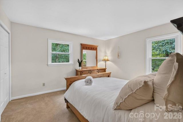 125 Hickory Point Court, Statesville, NC 28677
