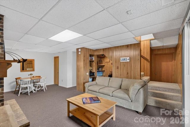125 Hickory Point Court, Statesville, NC 28677