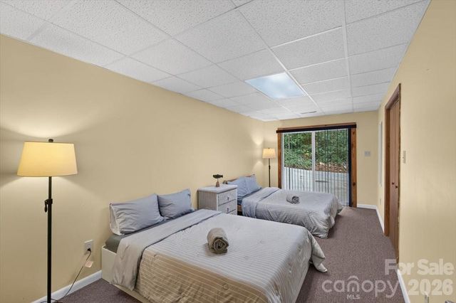 125 Hickory Point Court, Statesville, NC 28677