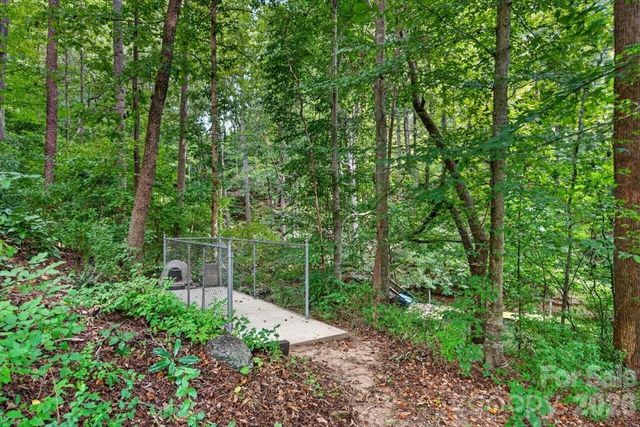 125 Hickory Point Court, Statesville, NC 28677
