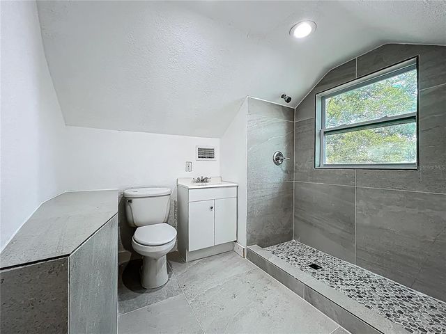 1082 HAMILTON AVENUE, Longwood, FL 32750