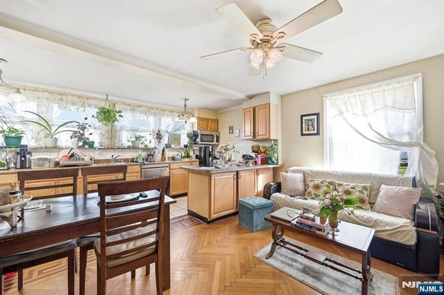 1 Pocahontas Street, Morristown, NJ 07960