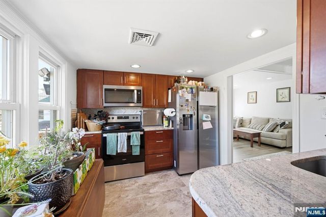 1 Pocahontas Street, Morristown, NJ 07960