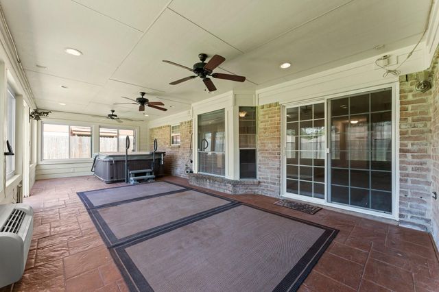 3527 Acorn Way Lane, Spring, TX 77389