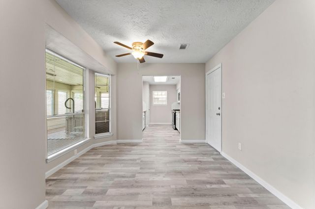 3527 Acorn Way Lane, Spring, TX 77389