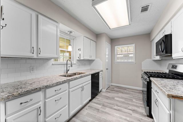 3527 Acorn Way Lane, Spring, TX 77389