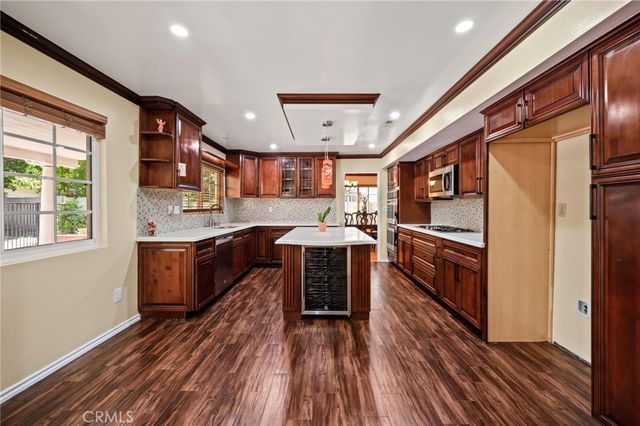 22606 Archwood Street, West Hills, CA 91307