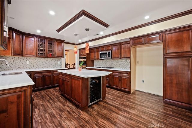 22606 Archwood Street, West Hills, CA 91307