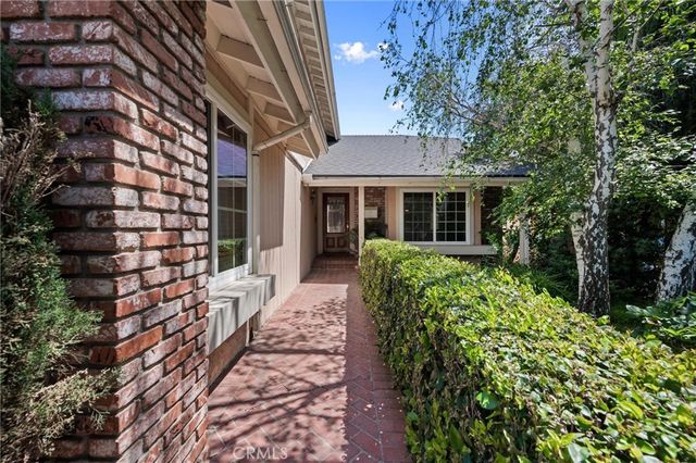 22606 Archwood Street, West Hills, CA 91307