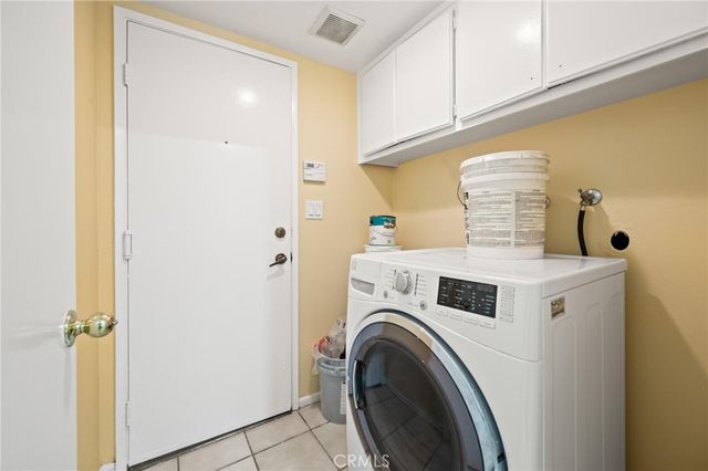 22606 Archwood Street, West Hills, CA 91307