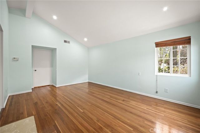 22606 Archwood Street, West Hills, CA 91307