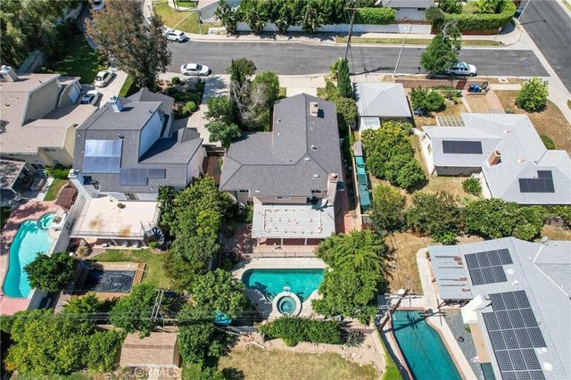 22606 Archwood Street, West Hills, CA 91307