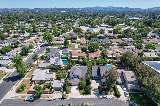 22606 Archwood Street, West Hills, CA 91307
