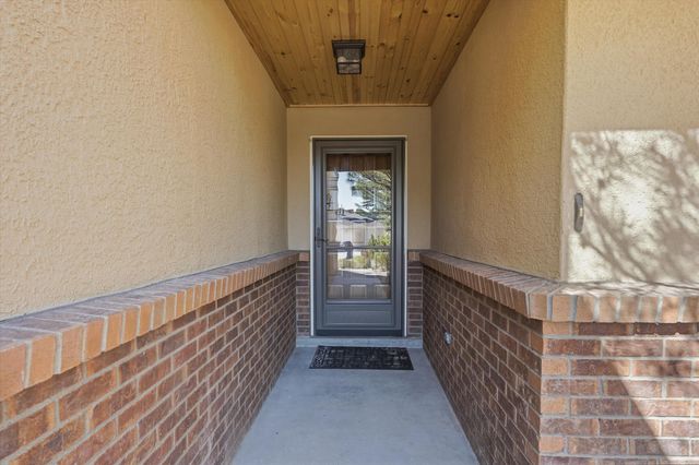 9101 Wallace Avenue NE, Albuquerque, NM 87109