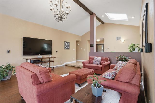 9101 Wallace Avenue NE, Albuquerque, NM 87109