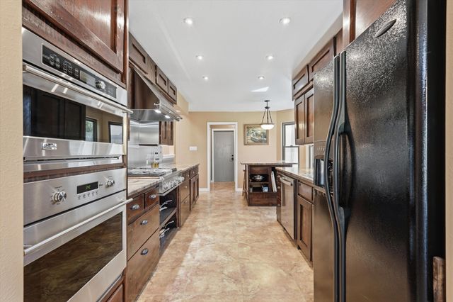 9101 Wallace Avenue NE, Albuquerque, NM 87109