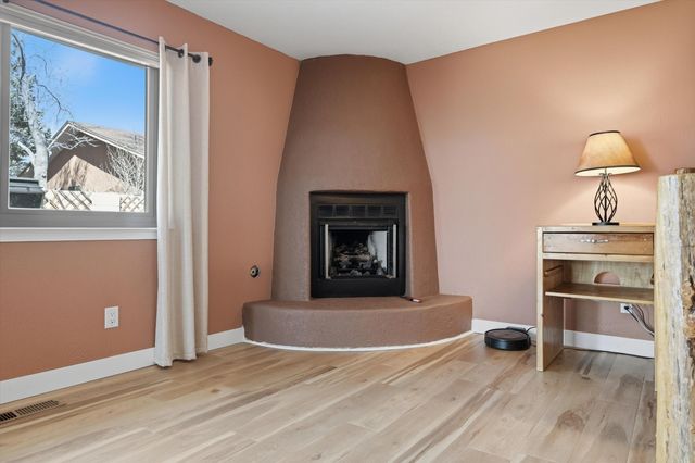 9101 Wallace Avenue NE, Albuquerque, NM 87109