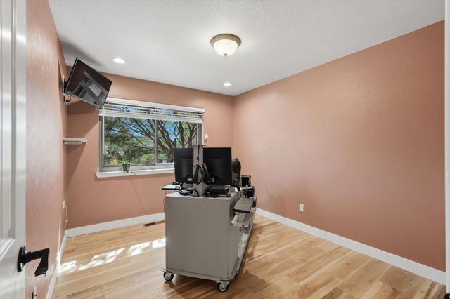 9101 Wallace Avenue NE, Albuquerque, NM 87109