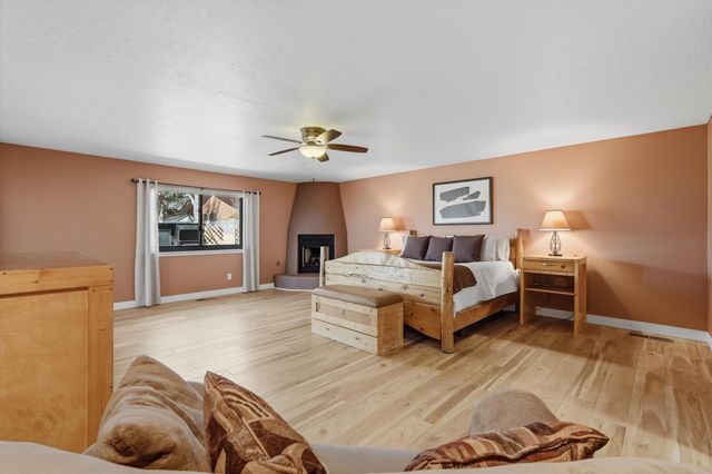 9101 Wallace Avenue NE, Albuquerque, NM 87109