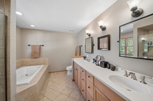 4405 Prospect Avenue, Downers Grove, IL 60515