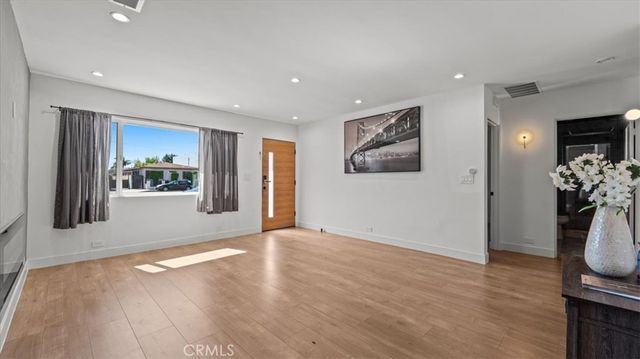 4731 W El Segundo, Hawthorne, CA 90250