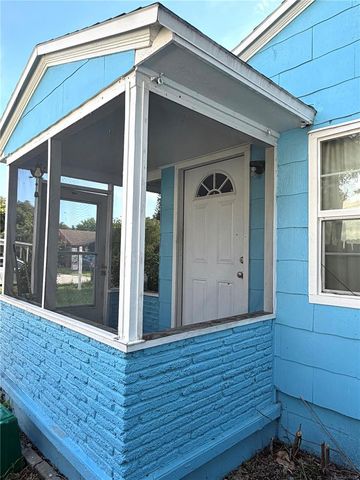 5621 13TH AVENUE S, Gulfport, FL 33707