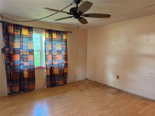 5621 13TH AVENUE S, Gulfport, FL 33707