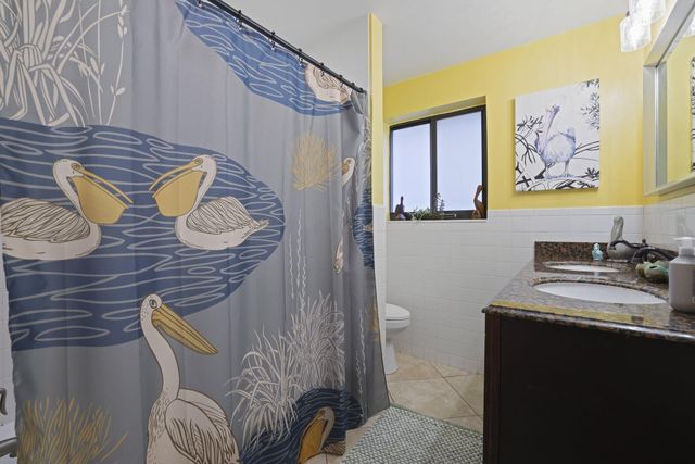 2332 NE 17th Terrace, Wilton Manors, FL 33305