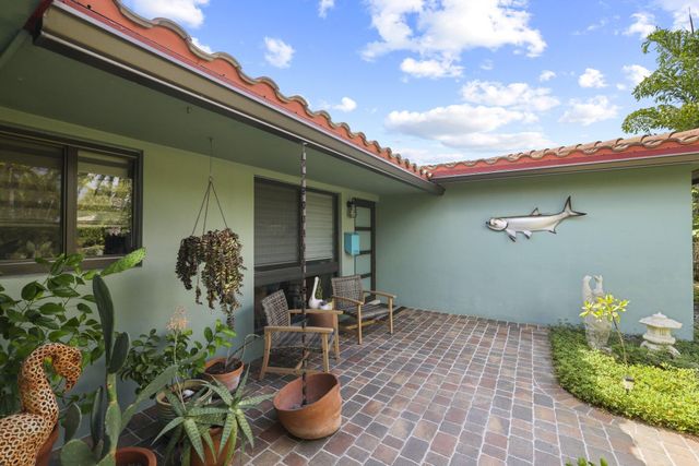 2332 NE 17th Terrace, Wilton Manors, FL 33305
