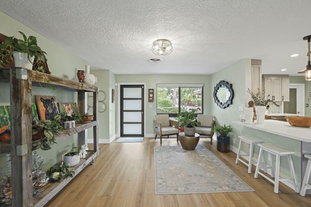 2332 NE 17th Terrace, Wilton Manors, FL 33305