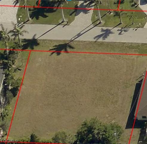 1729 SW 40th TER, Cape Coral, FL 33914