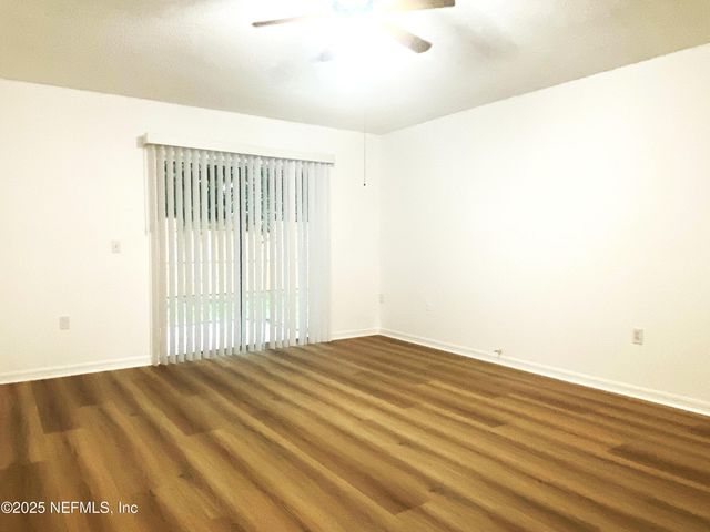 11565 WHISPERINGBROOK Lane, Jacksonville, FL 32218