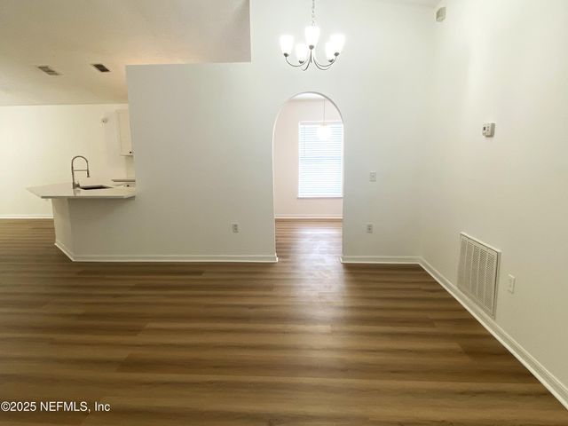 11565 WHISPERINGBROOK Lane, Jacksonville, FL 32218