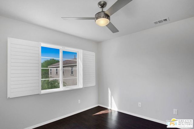 607 Calle Vibrante, Palm Desert, CA 92211