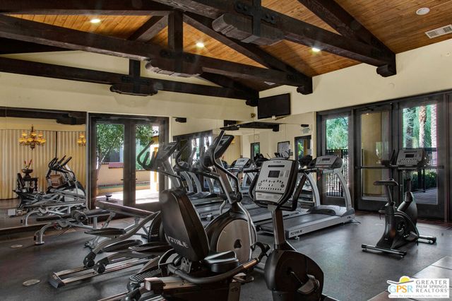 607 Calle Vibrante, Palm Desert, CA 92211