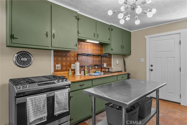 2157 Mariposa Lane, Big Bear City, CA 92314