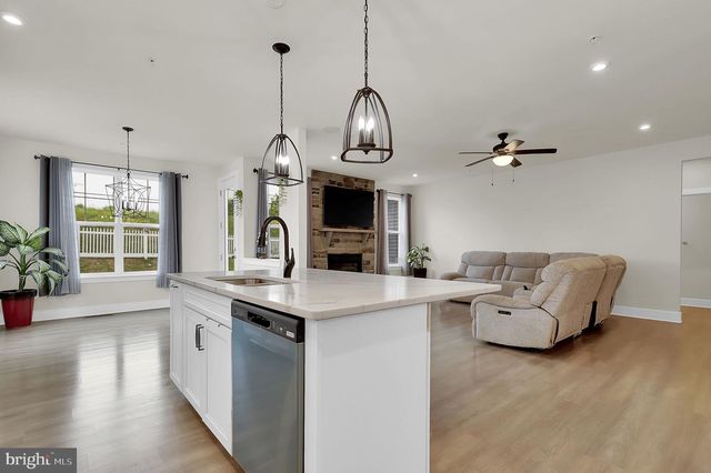 6 JIMMYS ST, Mount Airy, MD 21771